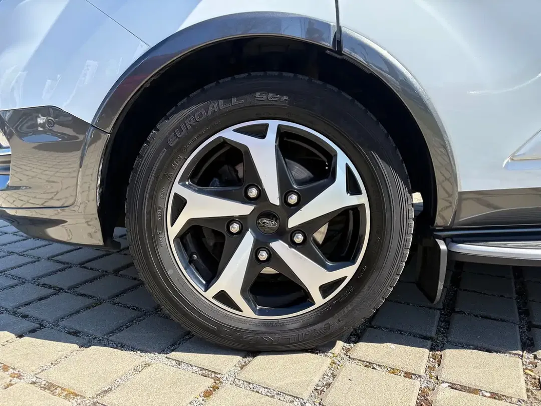 Ford Tourneo Custom Active - Thumbnail 9