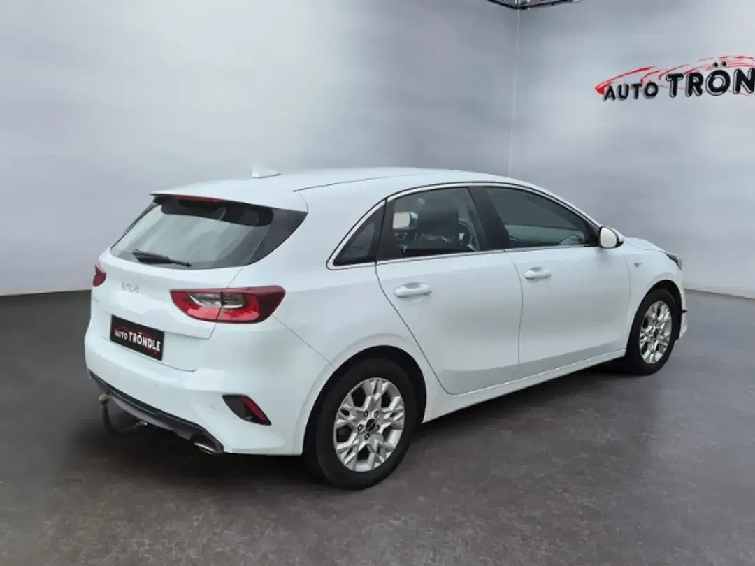 Kia Ceed / cee'd 1.5 T-GDI Vision - Thumbnail 4