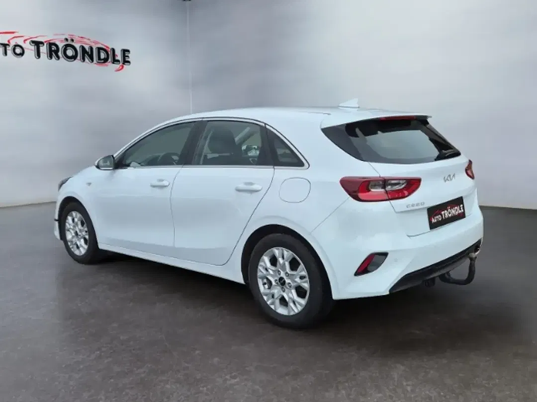 Kia Ceed / cee'd 1.5 T-GDI Vision - Thumbnail 6