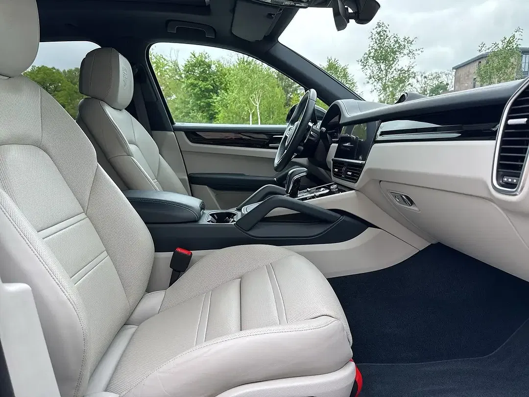 Porsche Cayenne Edition - Thumbnail 11
