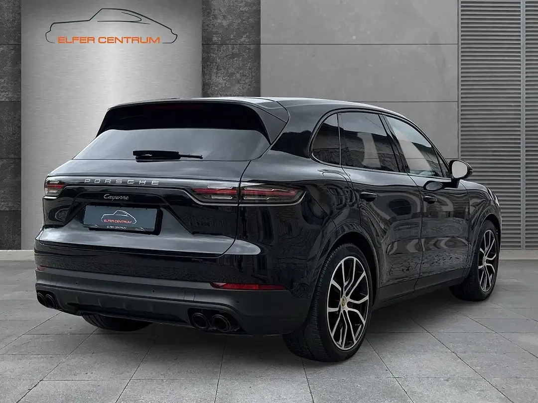 Porsche Cayenne Edition - Thumbnail 3