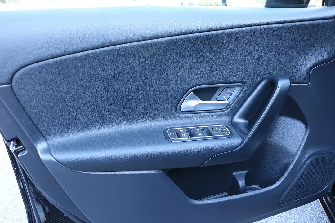 Mercedes-Benz A 160 - Thumbnail 6