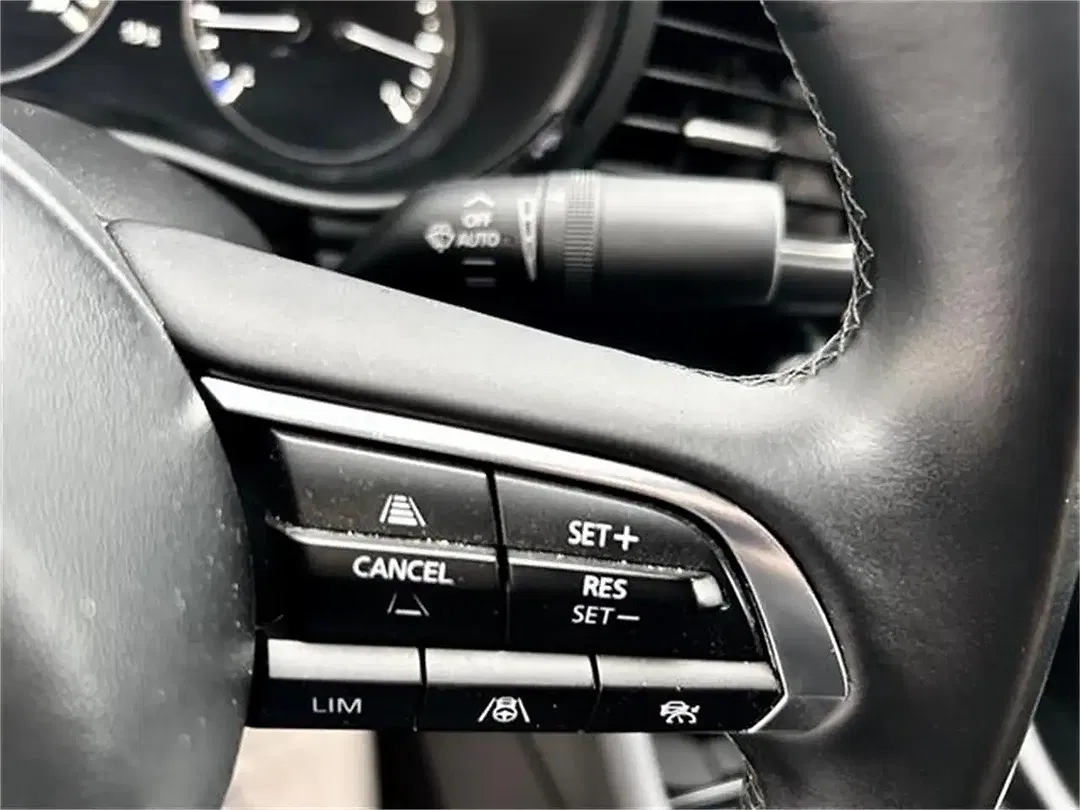Mazda 3 e-SKYACTIV Exclusive-Line - Thumbnail 11