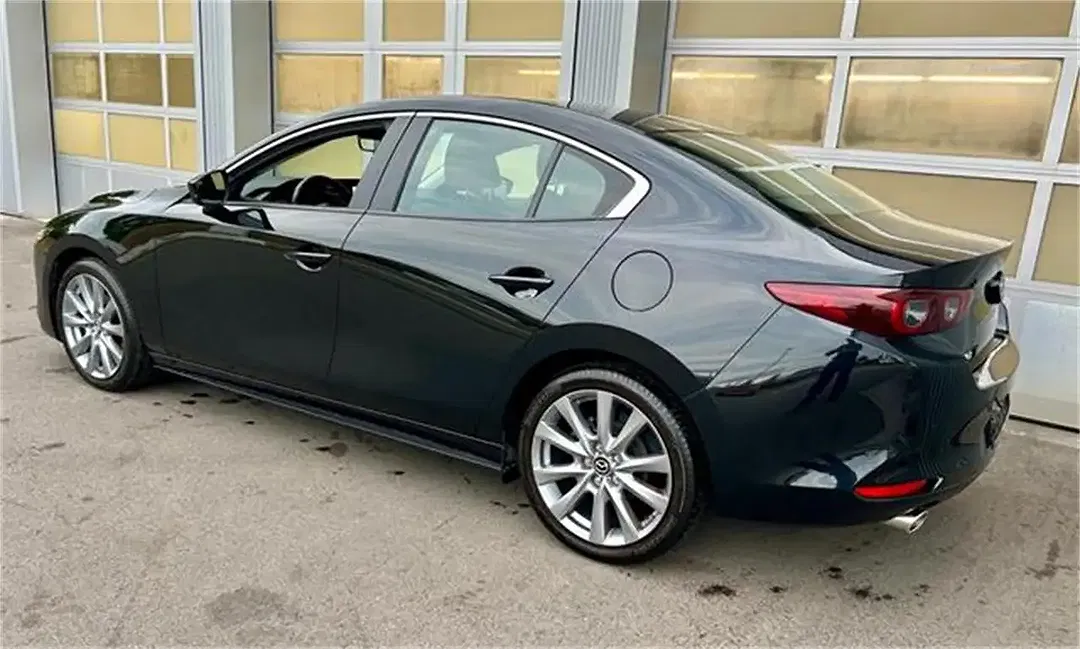 Mazda 3 e-SKYACTIV Exclusive-Line - Thumbnail 3