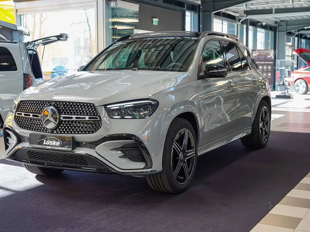 Mercedes-Benz GLE 350 AMG Line Night Premium - Thumbnail 6