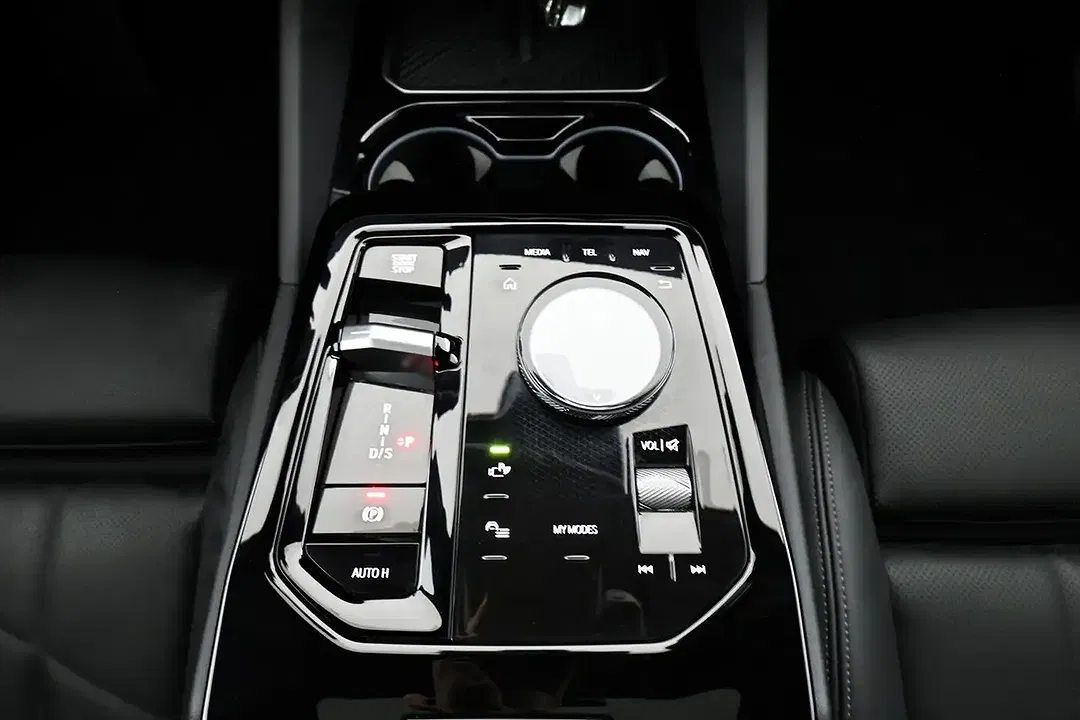BMW 520 M Sport - Thumbnail 13