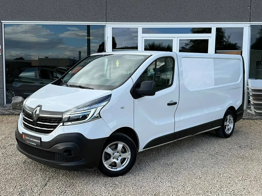 Renault Trafic - foto 2