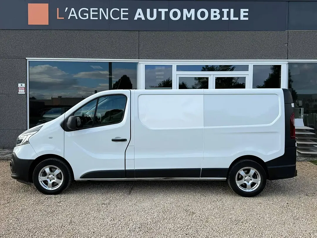 Renault Trafic - Thumbnail 3