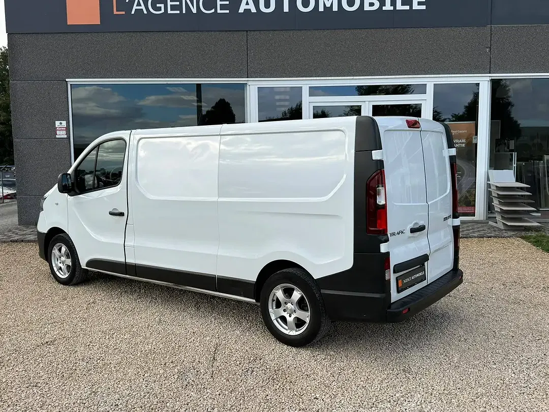 Renault Trafic - Thumbnail 4
