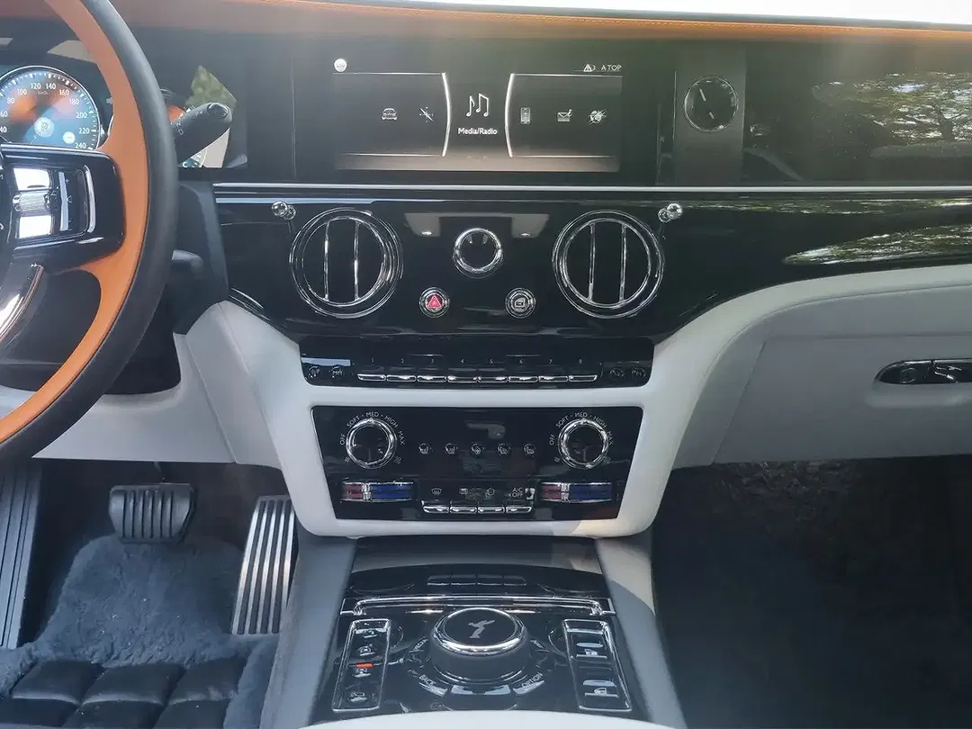 Rolls-Royce Ghost - foto 15