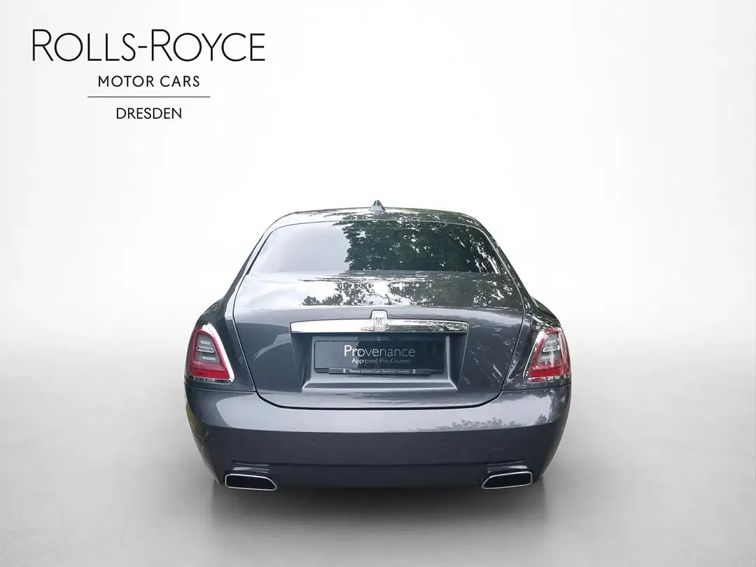 Rolls-Royce Ghost - Thumbnail 4