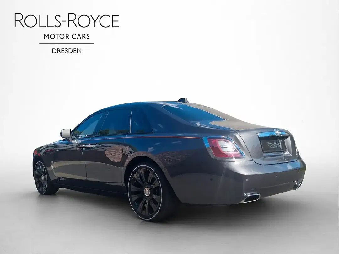 Rolls-Royce Ghost - Thumbnail 7