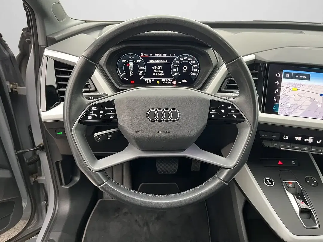 Audi Q4 e-tron 35 - Thumbnail 9