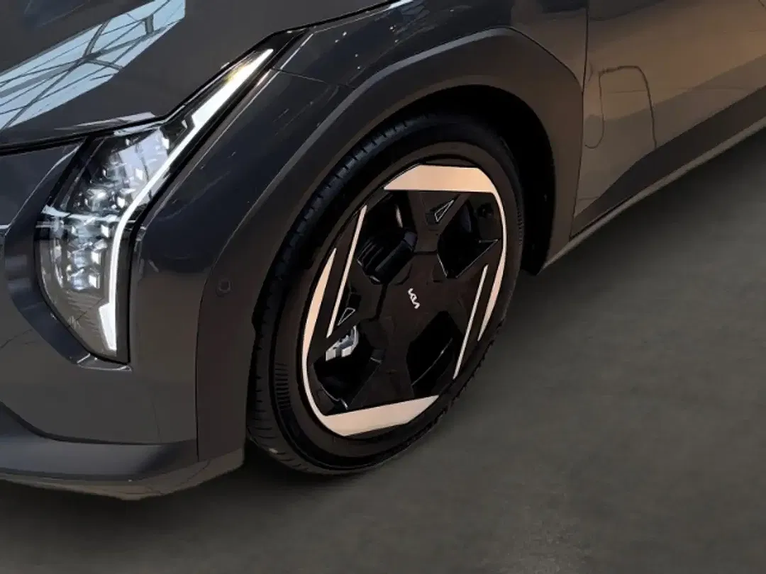 Kia EV4 Earth - Thumbnail 6