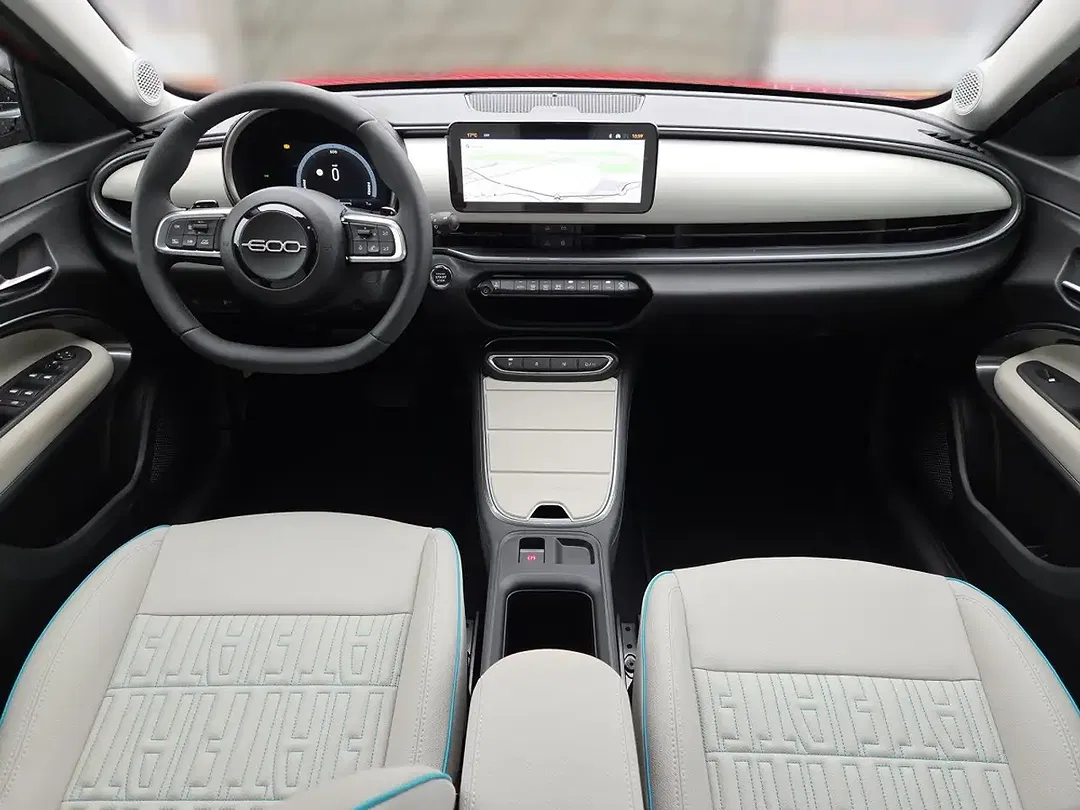 Fiat 600 Hybrid - Thumbnail 4