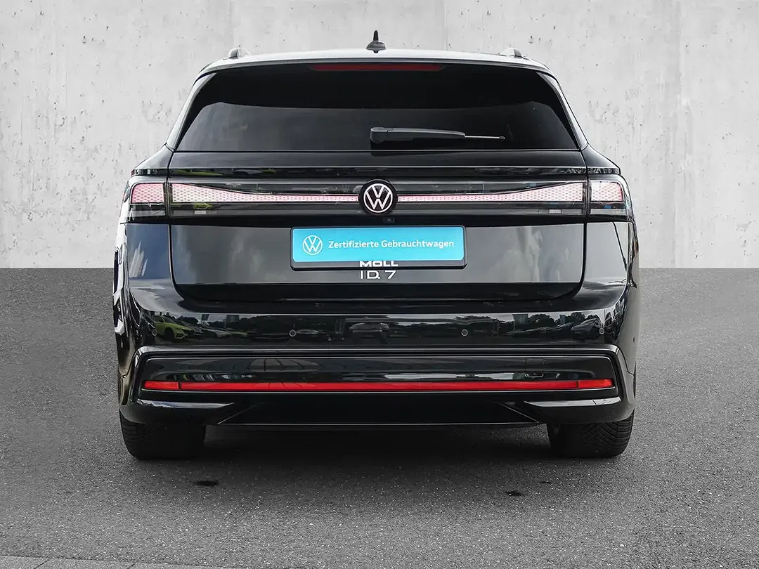 Volkswagen ID.7 Pro - Thumbnail 5