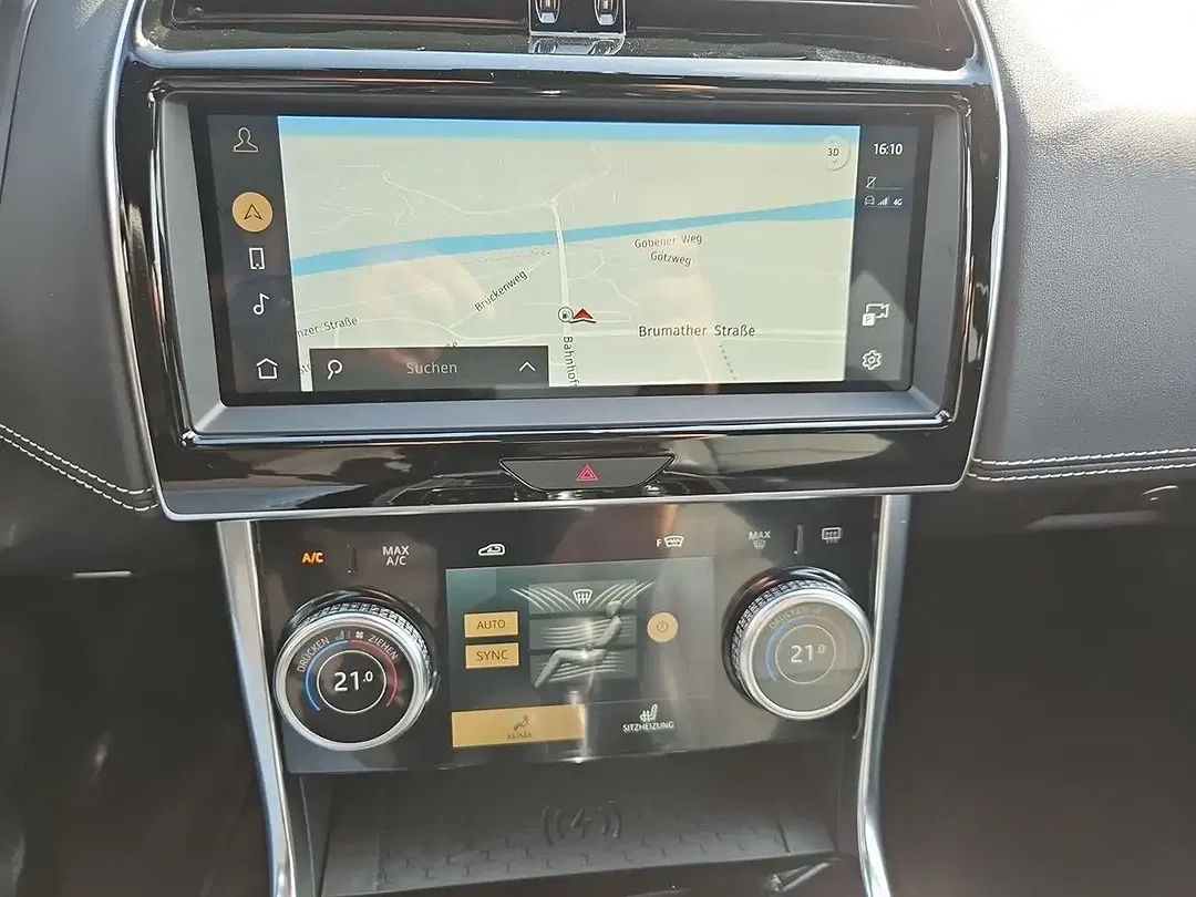 Jaguar XE P250 R-Dynamic HSE - Thumbnail 9