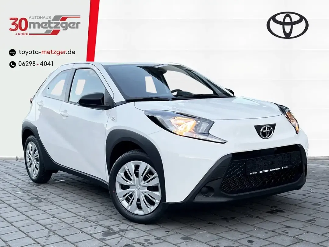 Toyota Aygo X Business Edition - foto 1
