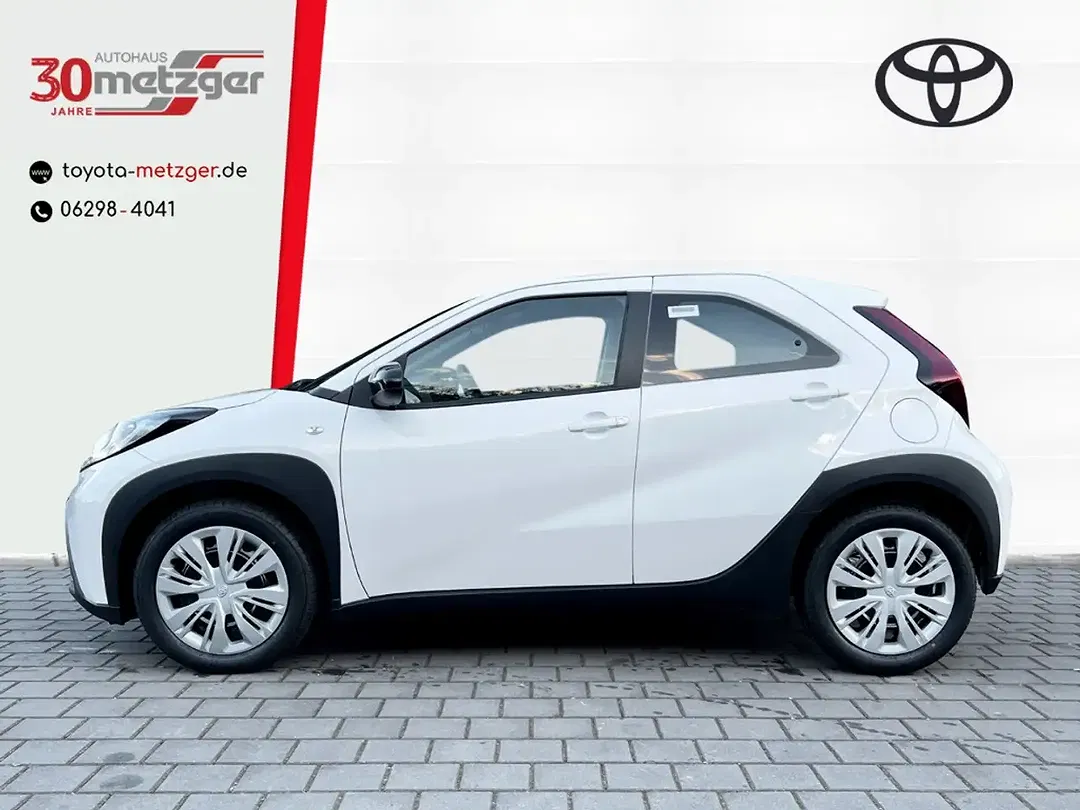 Toyota Aygo X Business Edition - Thumbnail 5