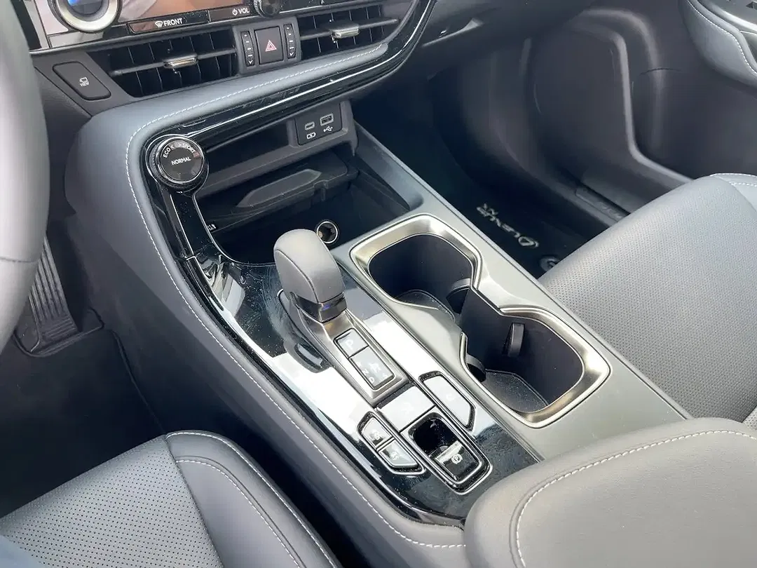 Lexus NX 350h Executive Line - foto 14