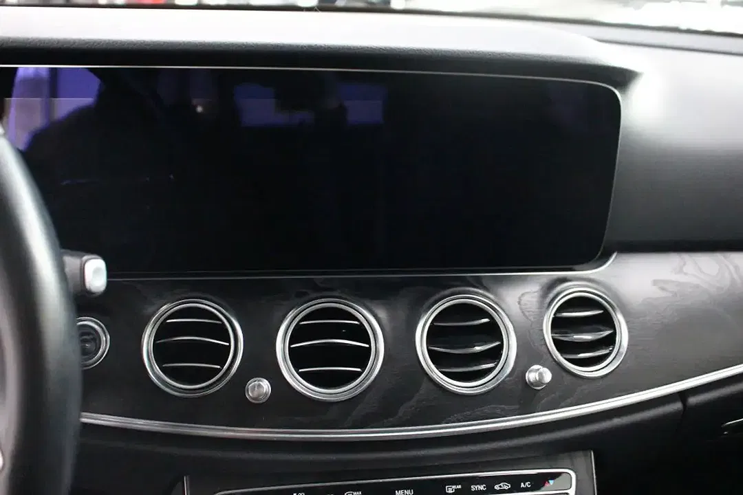 Mercedes-Benz E 220 4MATIC Avantgarde - Thumbnail 13