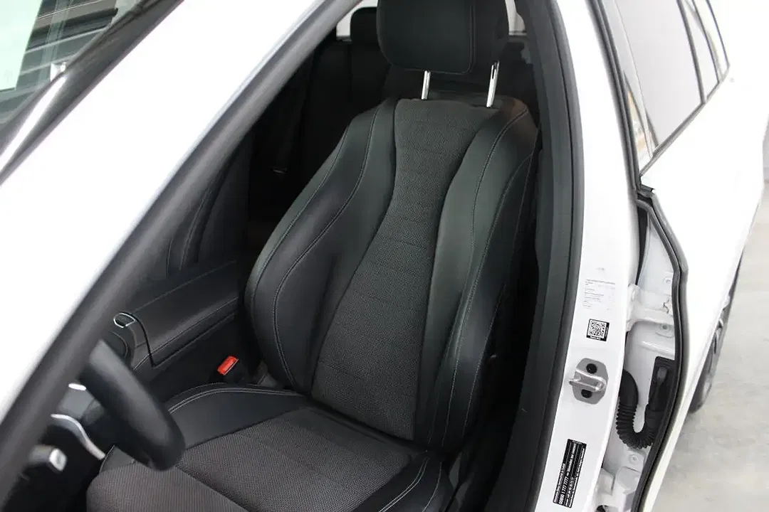 Mercedes-Benz E 220 4MATIC Avantgarde - Thumbnail 6
