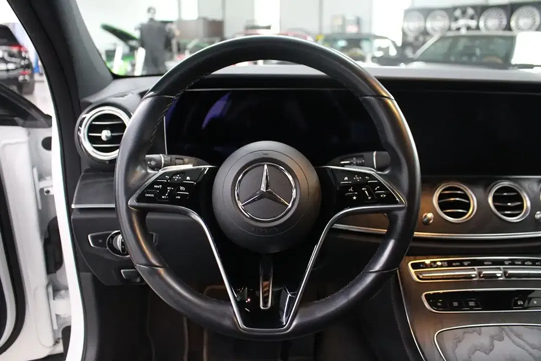 Mercedes-Benz E 220 4MATIC Avantgarde - Thumbnail 8