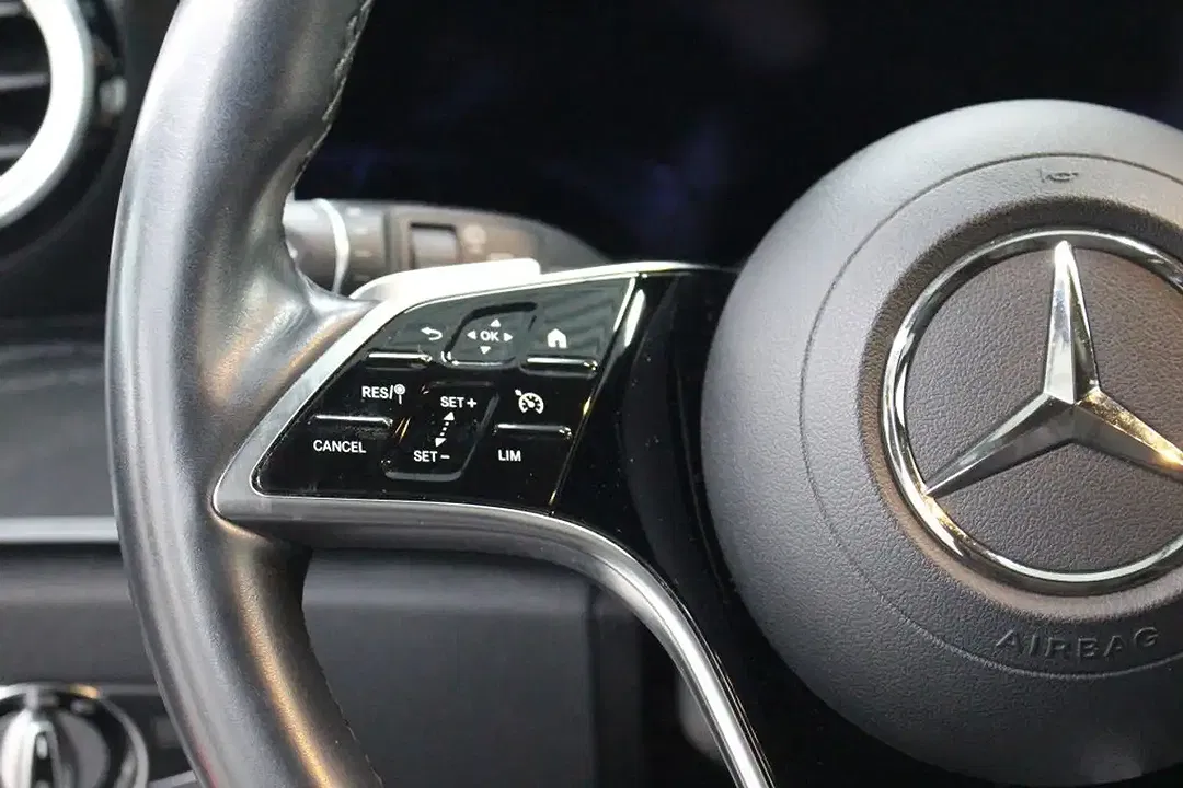 Mercedes-Benz E 220 4MATIC Avantgarde - Thumbnail 9