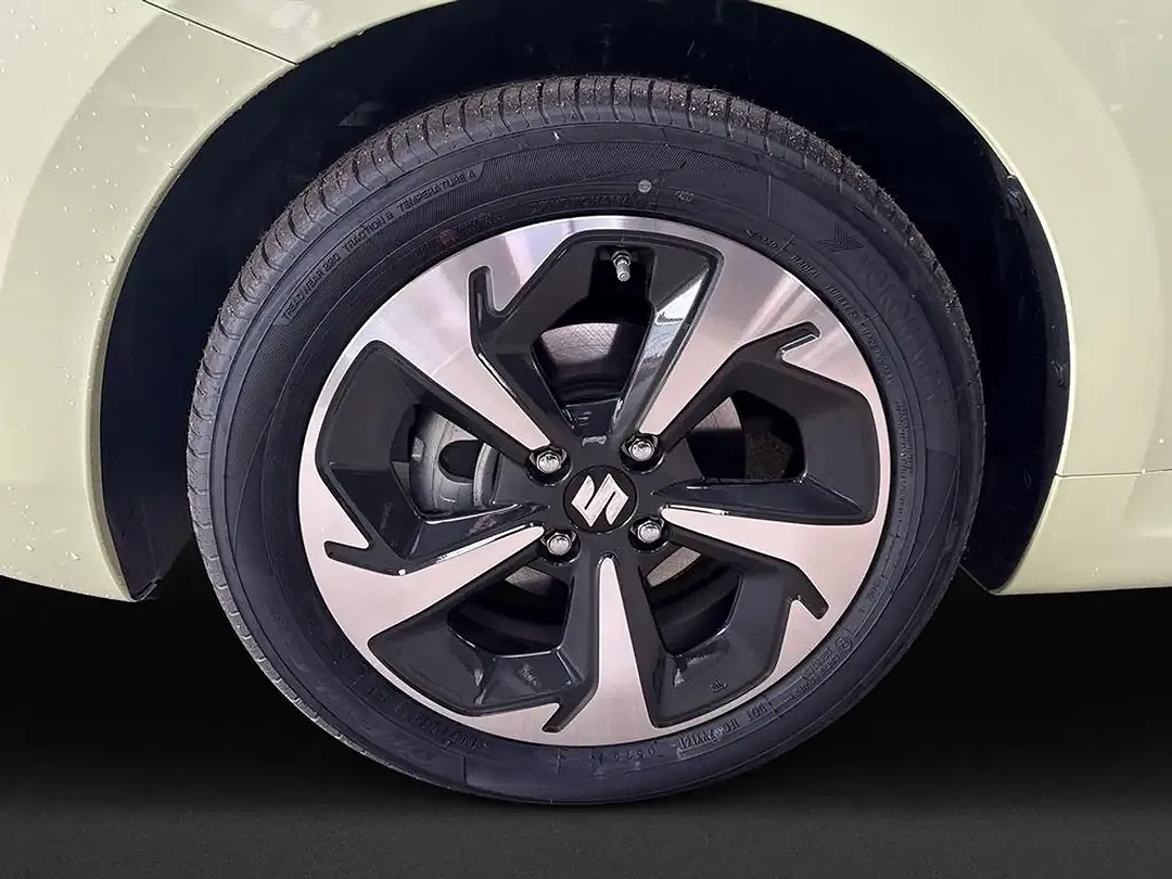 Suzuki Swift Hybrid Comfort+ - Thumbnail 8