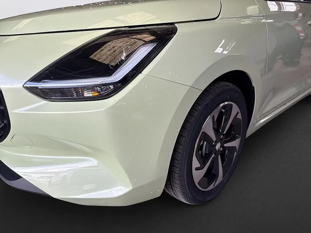 Suzuki Swift Hybrid Comfort+ - Thumbnail 9