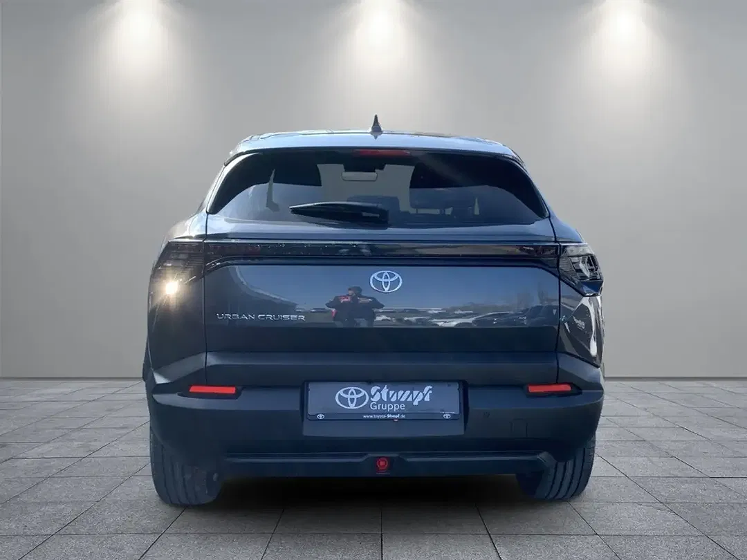 Toyota Urban Cruiser Lounge - Thumbnail 4
