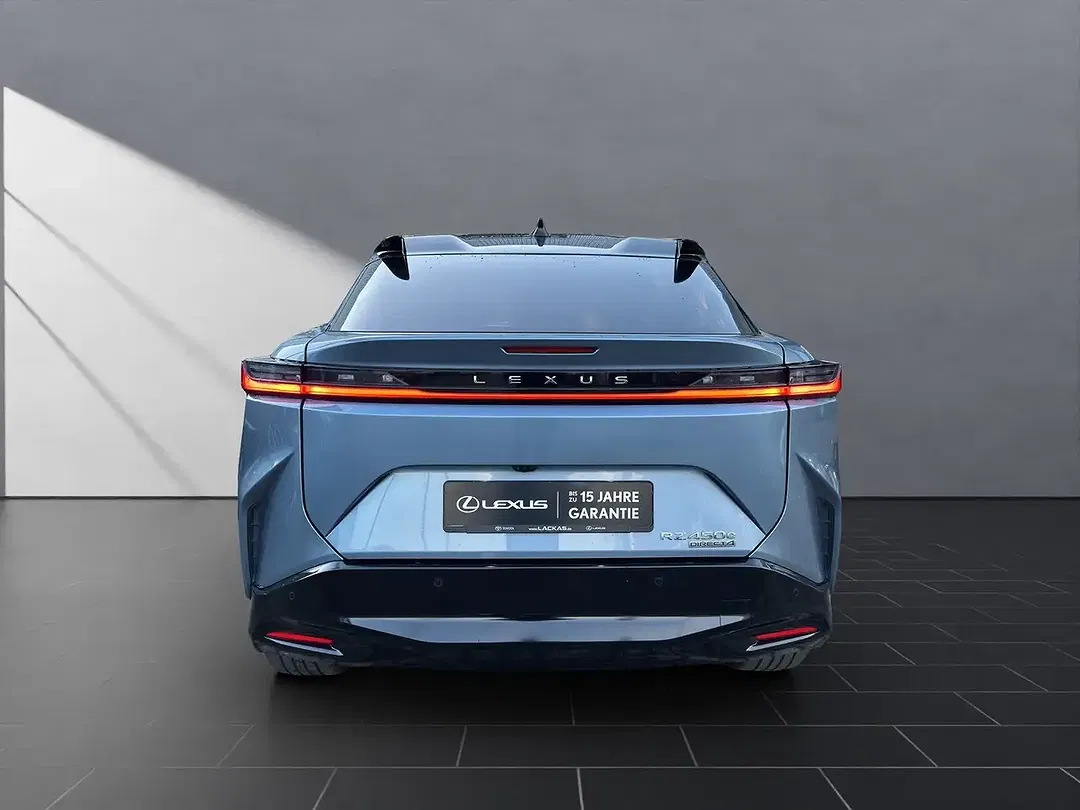 Lexus RZ DIRECT4 Luxury Design - Thumbnail 3