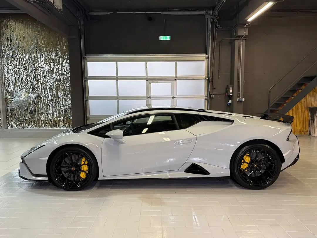 Lamborghini Huracán Tecnica - Thumbnail 4