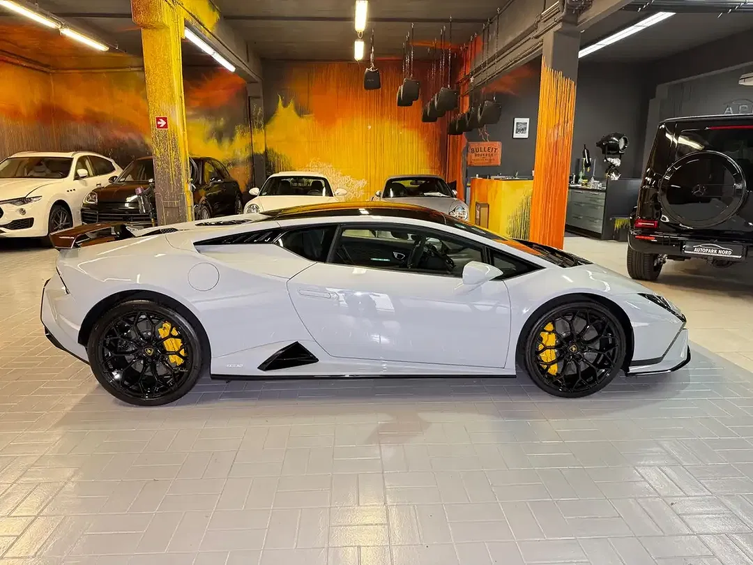 Lamborghini Huracán Tecnica - Thumbnail 8