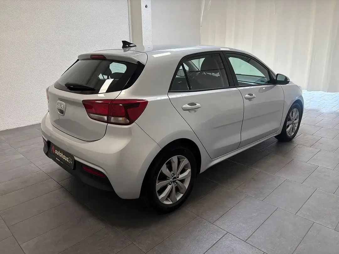 Kia Rio 1.2 - Thumbnail 5