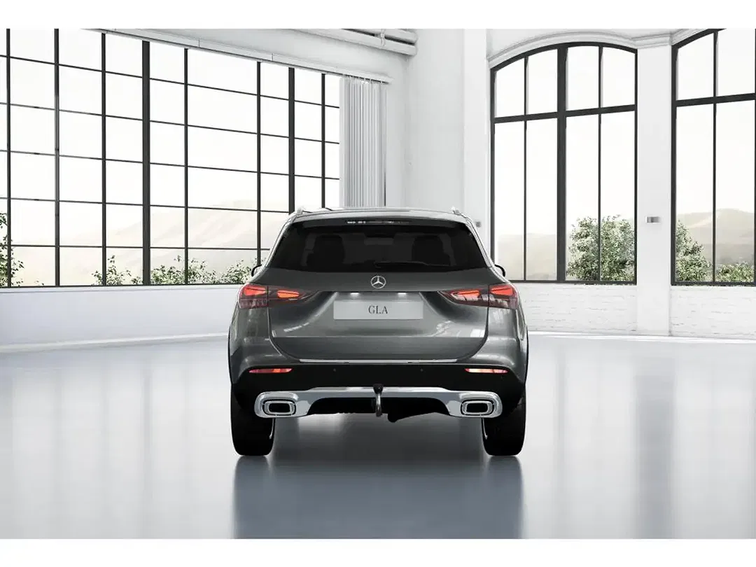 Mercedes-Benz GLA 220 4MATIC - Thumbnail 4