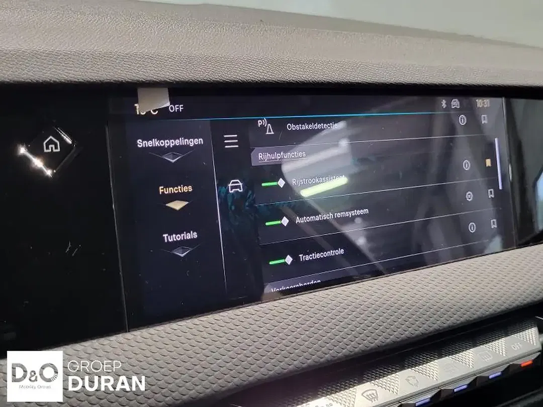 DS Automobiles DS 4 - Thumbnail 24