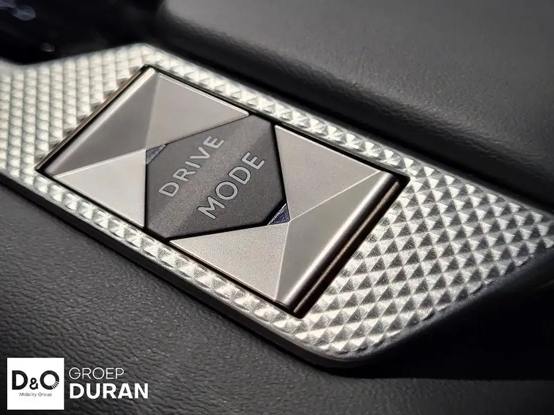DS Automobiles DS 4 - Thumbnail 47