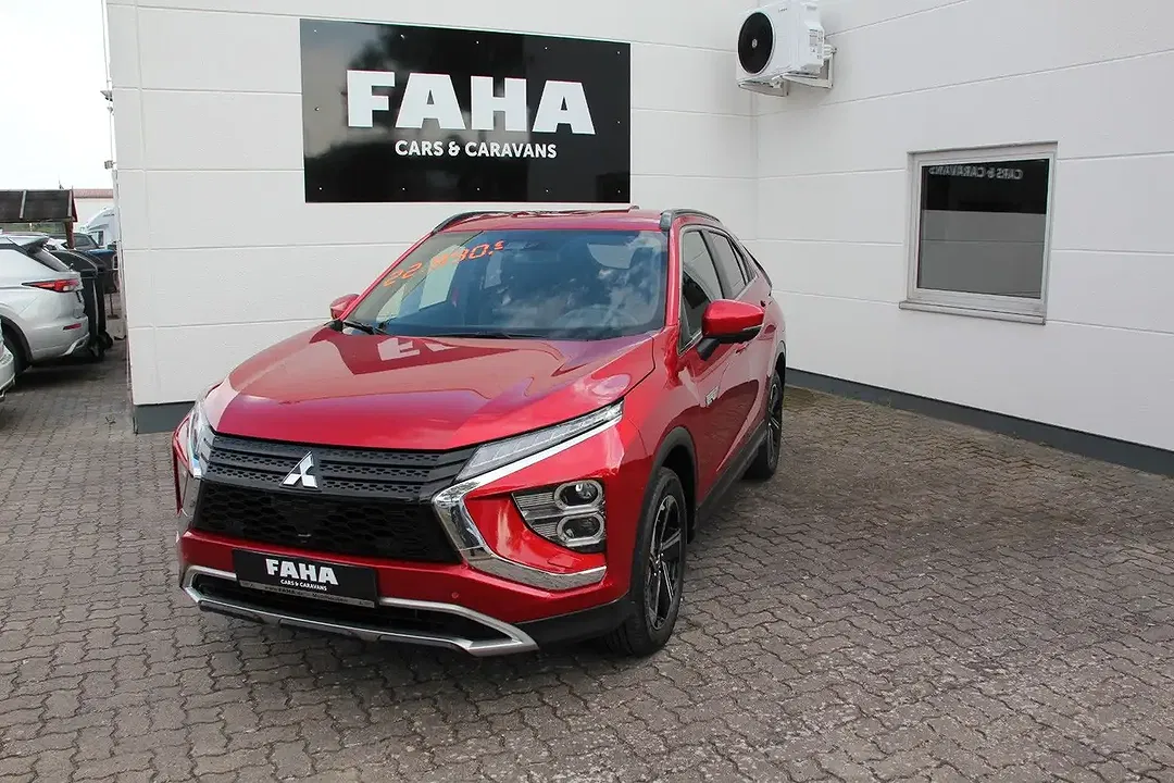 Mitsubishi Eclipse Cross Hybrid 4WD Plus - foto 1