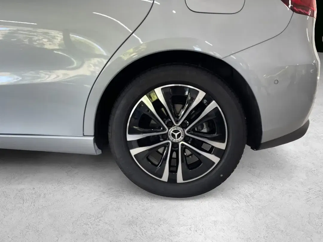 Mercedes-Benz B 180 Progressive Advanced - Thumbnail 4