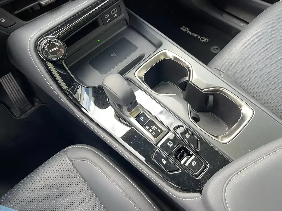 Lexus NX 350h Executive Line - Thumbnail 14