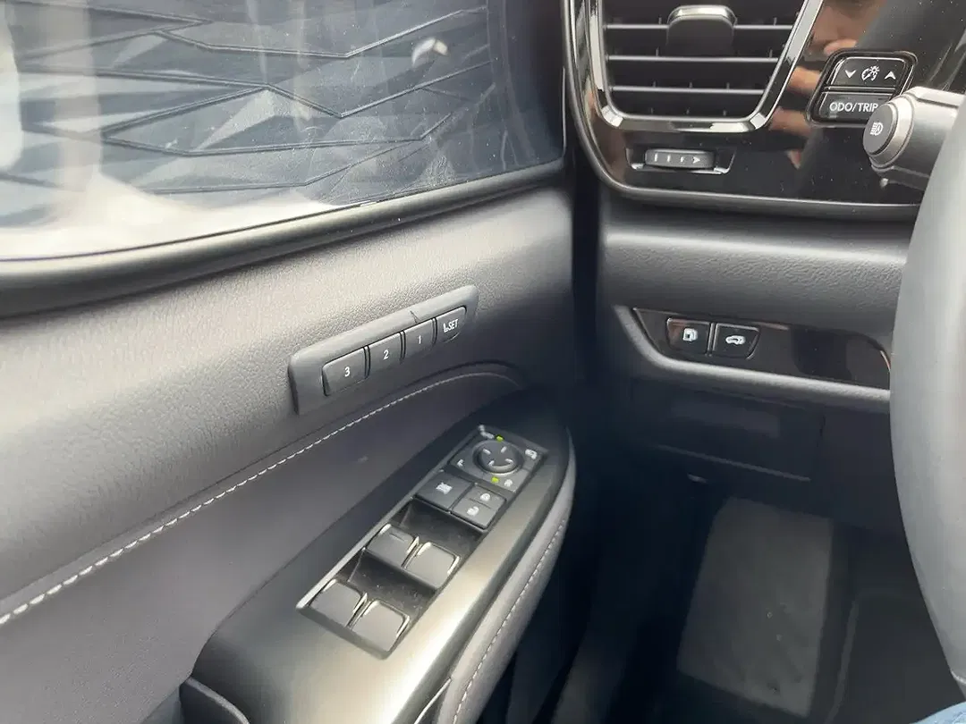 Lexus NX 350h Executive Line - Thumbnail 15