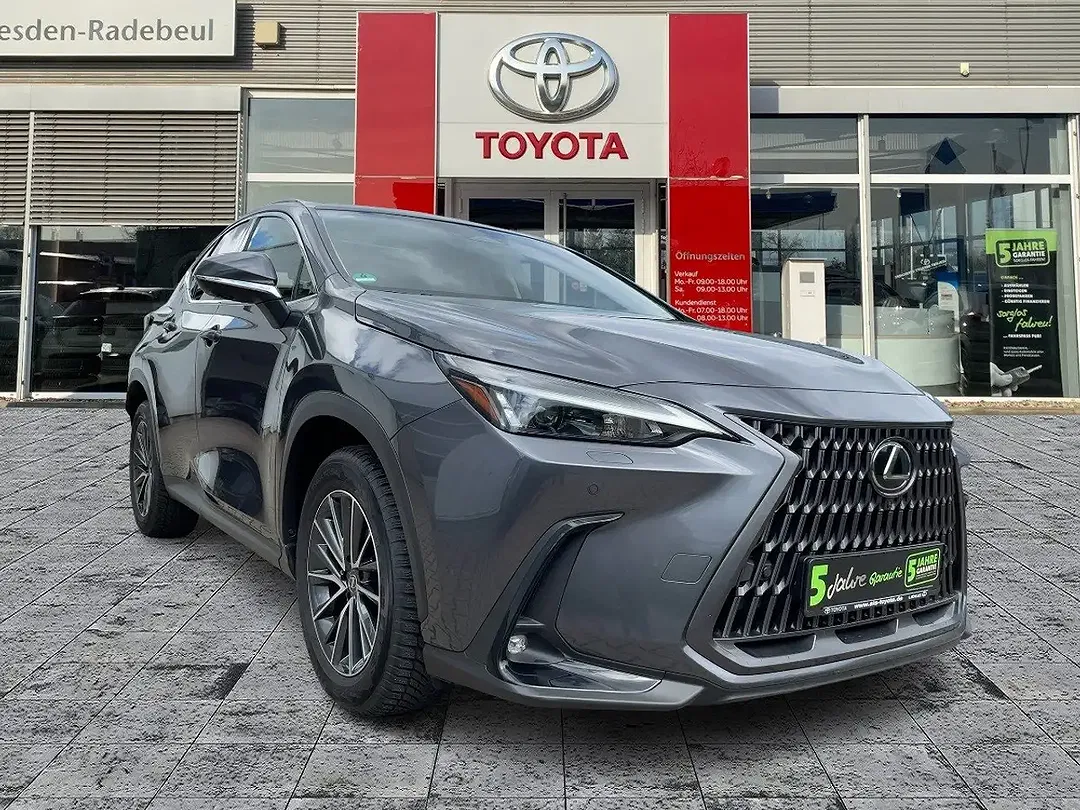 Lexus NX 350h Executive Line - Thumbnail 6