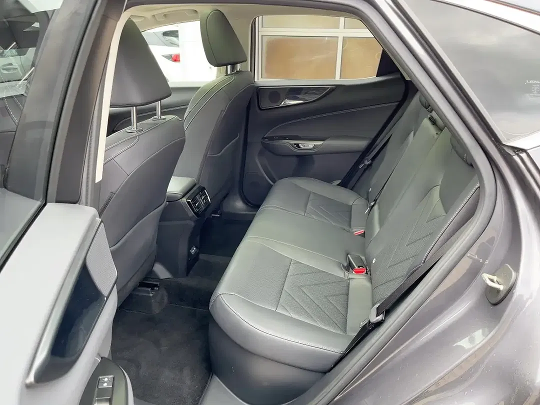 Lexus NX 350h Executive Line - Thumbnail 8