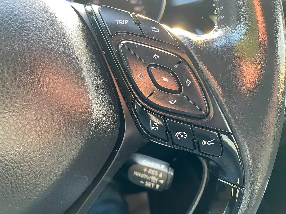 Toyota C-HR VVT-i Hybrid - Thumbnail 12