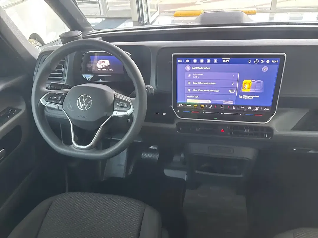 Volkswagen ID. Buzz Cargo Cargo Pro 4Motion 4x4 - Thumbnail 9