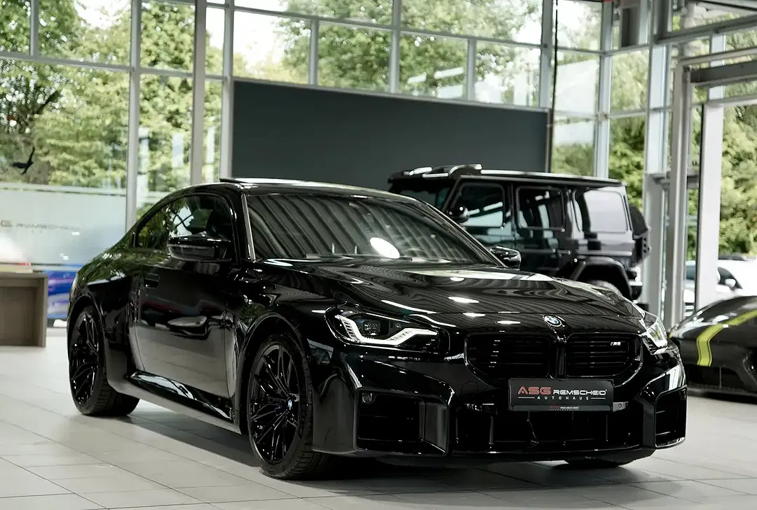 BMW M2 Coupe - Thumbnail 4
