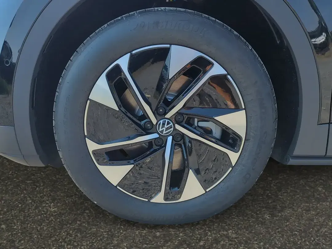 Volkswagen ID.4 Pro - Thumbnail 7