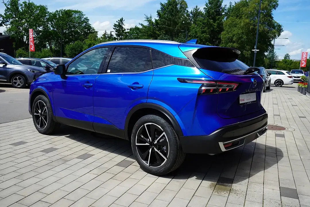 Nissan Qashqai 1.3 DIG-T AUT Tekna - foto 2