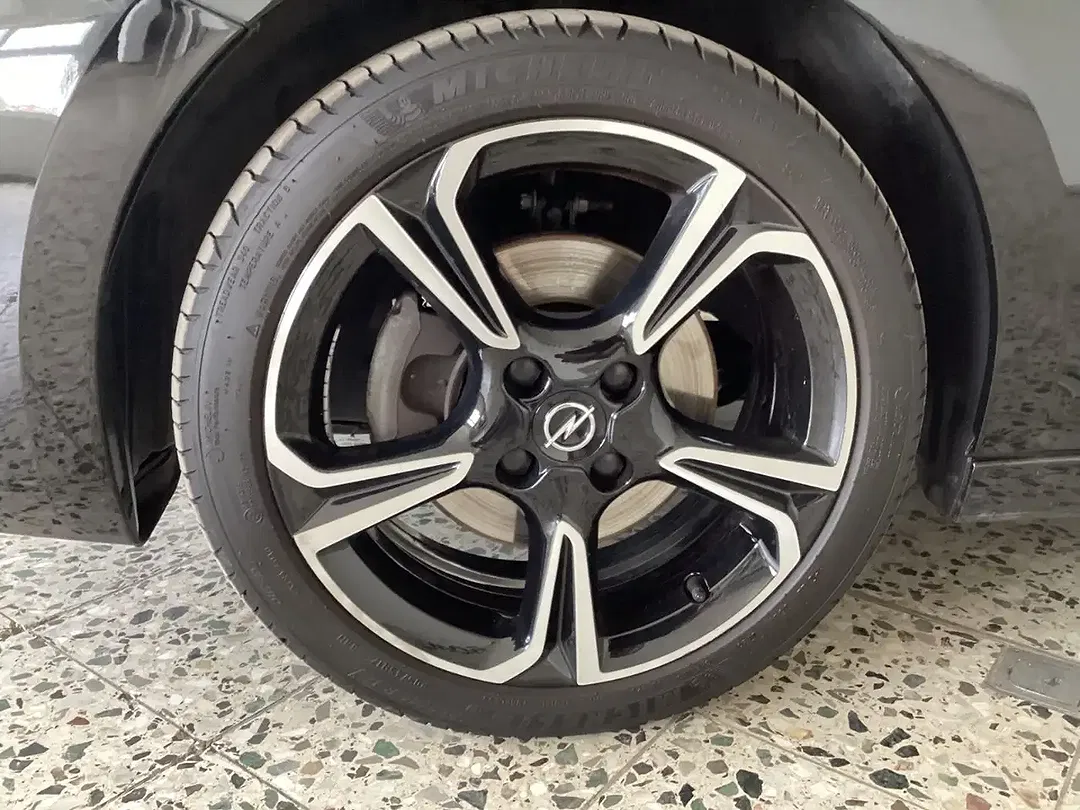 Opel Corsa Elegance - Thumbnail 8